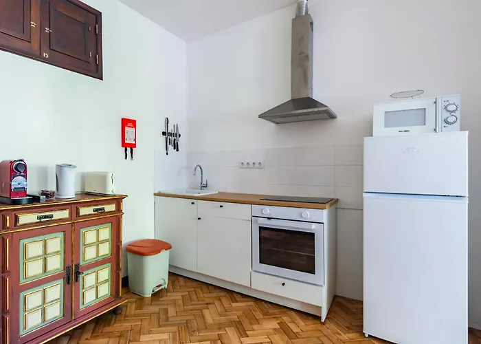 Riverside Centre Apartment *