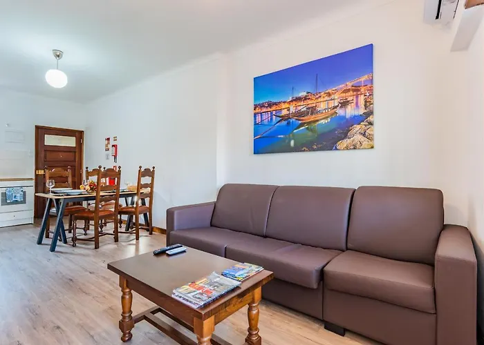 Riverside Centre Porto