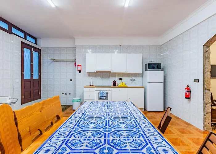 Riverside Centre Apartment *