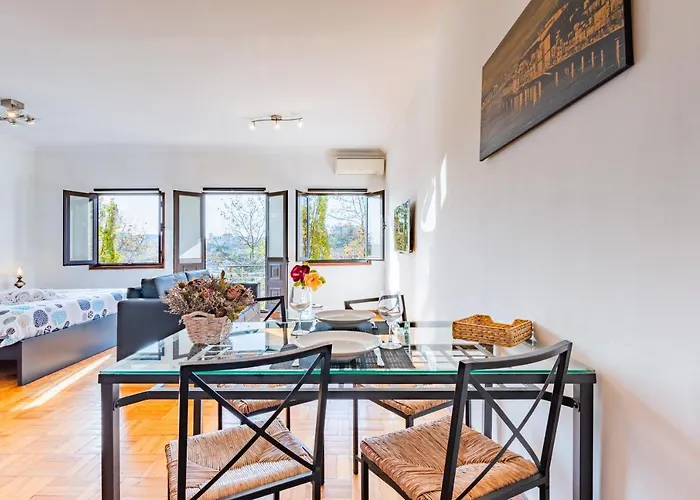 Riverside Centre Porto