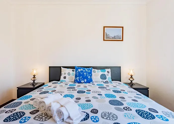 Riverside Centre Apartment *