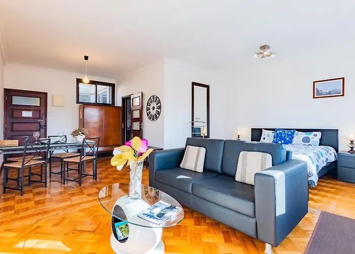 Riverside Centre * Porto