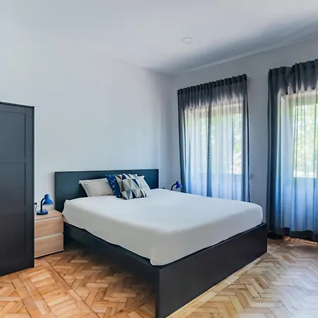 Riverside Centre Apartman Porto