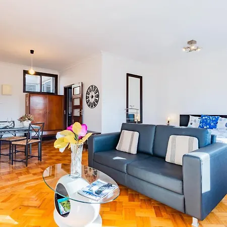 Riverside Centre * Porto