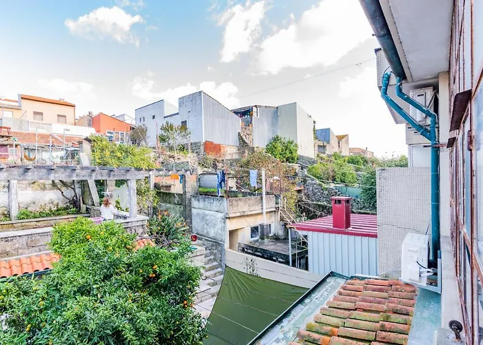 Riverside Centre * Oporto